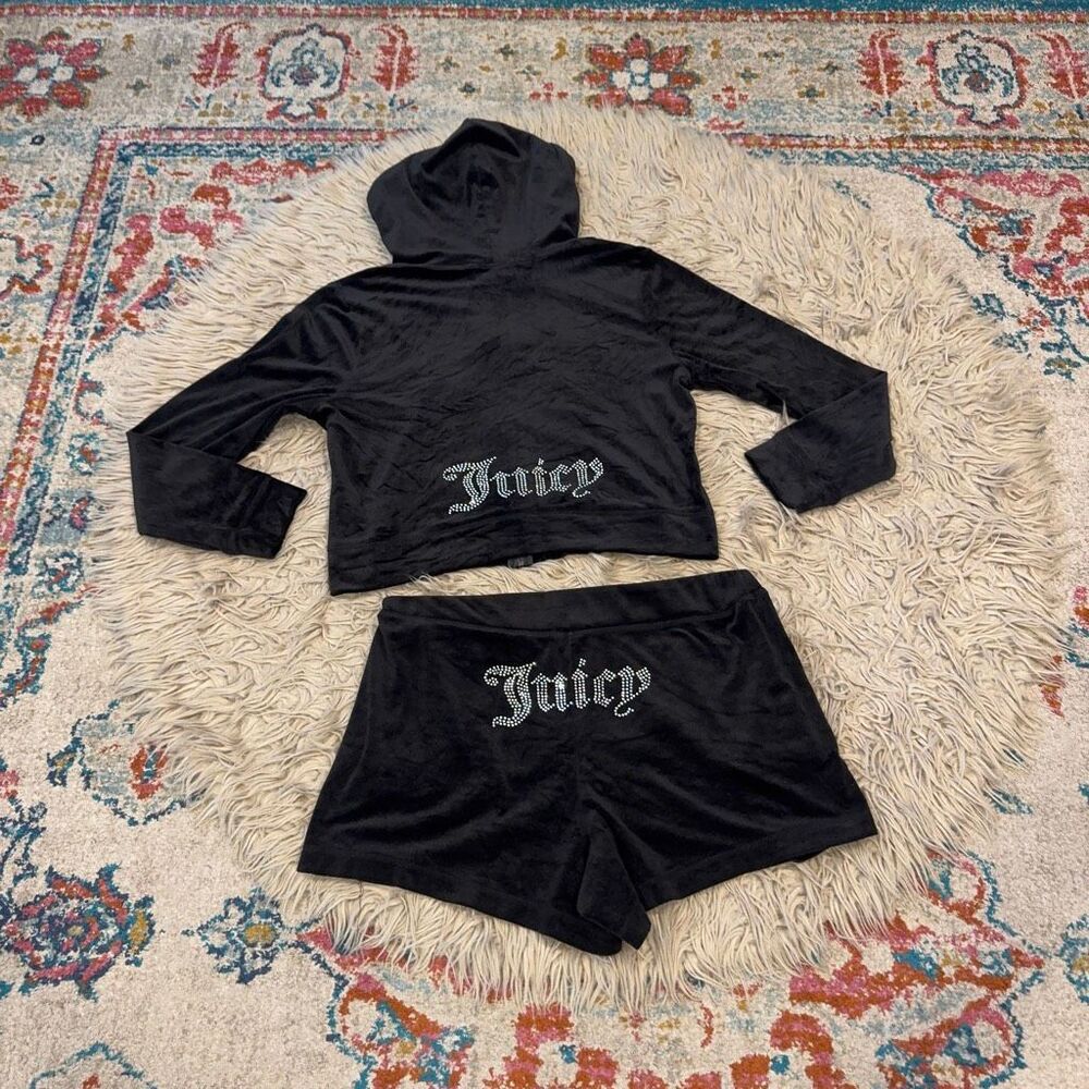 Juicy couture velour full zip hoodie and shorts XL